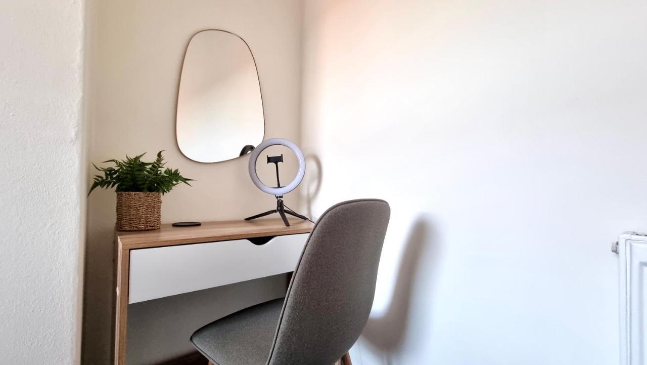 No.71 By Switchback Stays Cardiff Extérieur photo